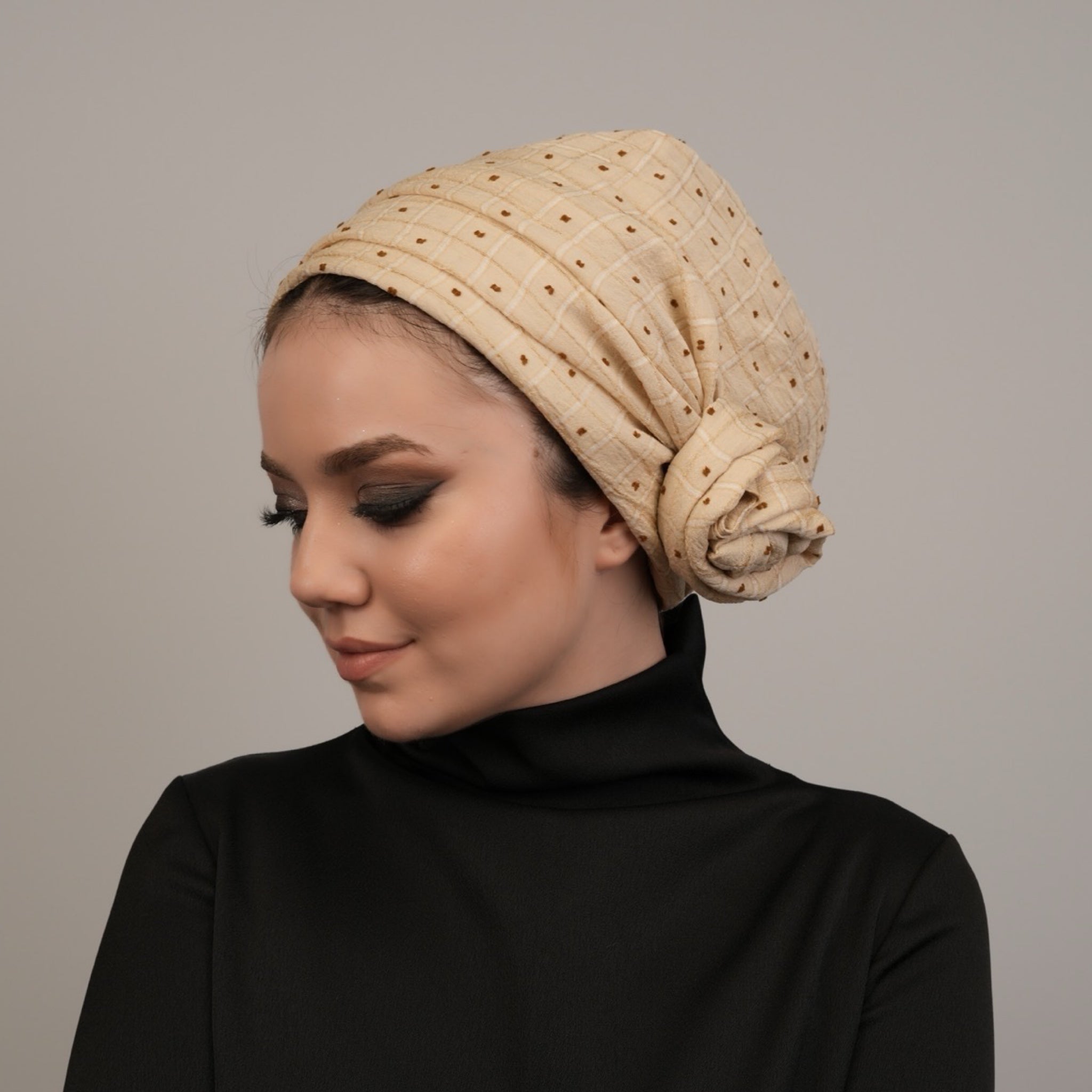 Dubai Bağlamalı Bone - Puantiyeli İpek Keten Kumaş