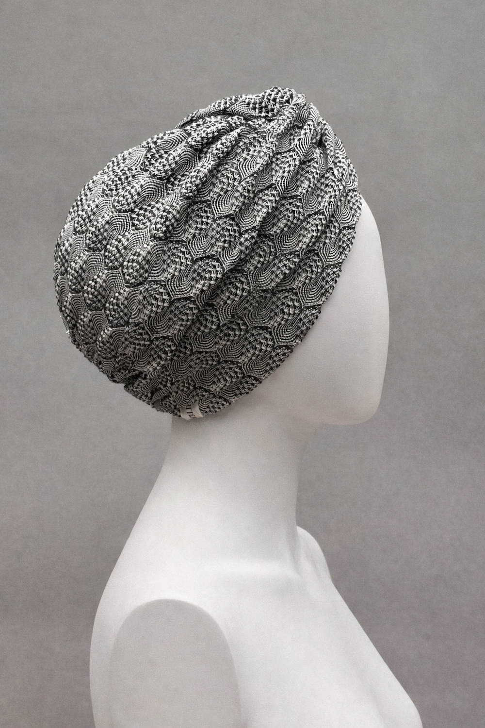 X Burgulu Büzgülü Bodrum Bone - Hafif Örme Kumaş