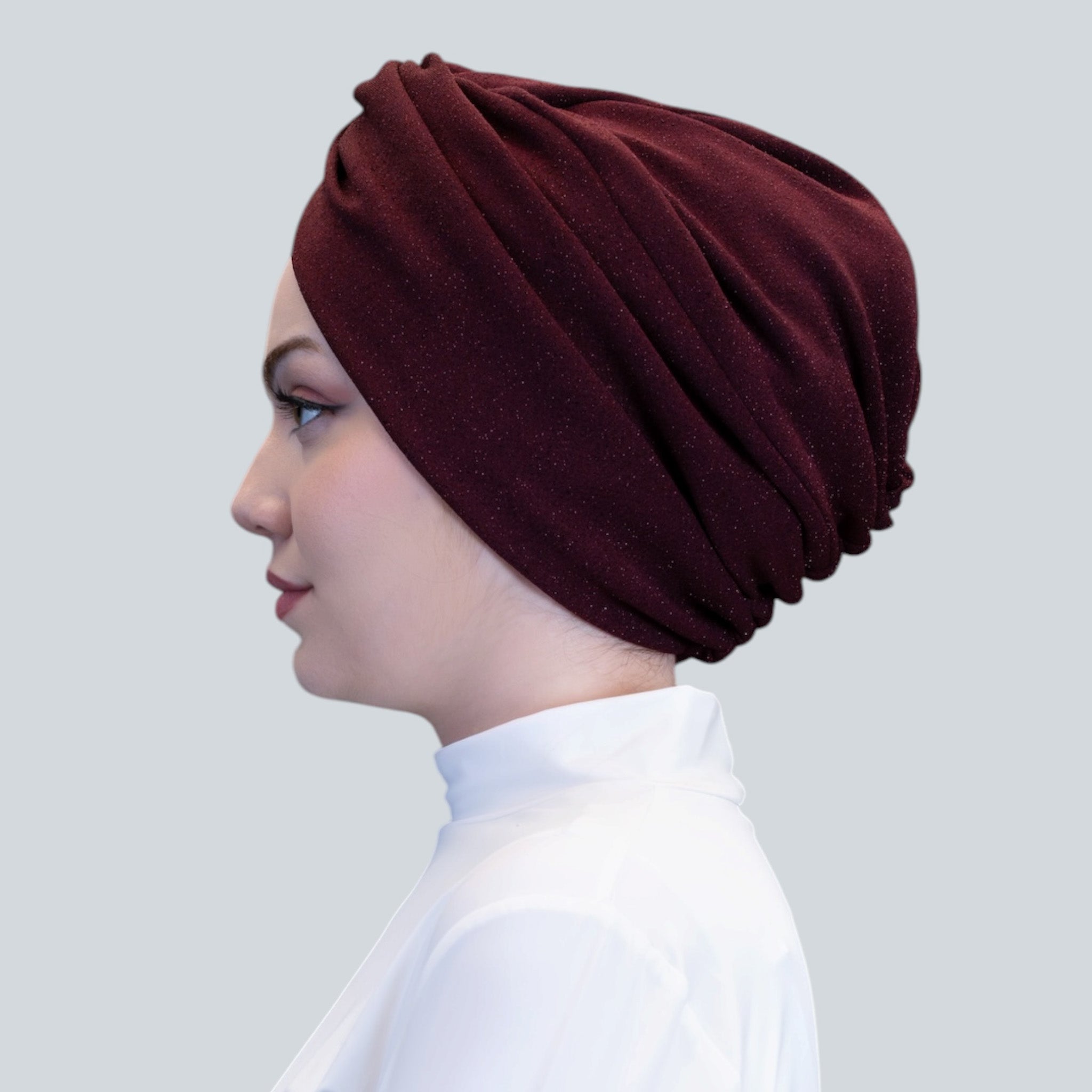 X GLITTERY BURGUNDY BONNET
