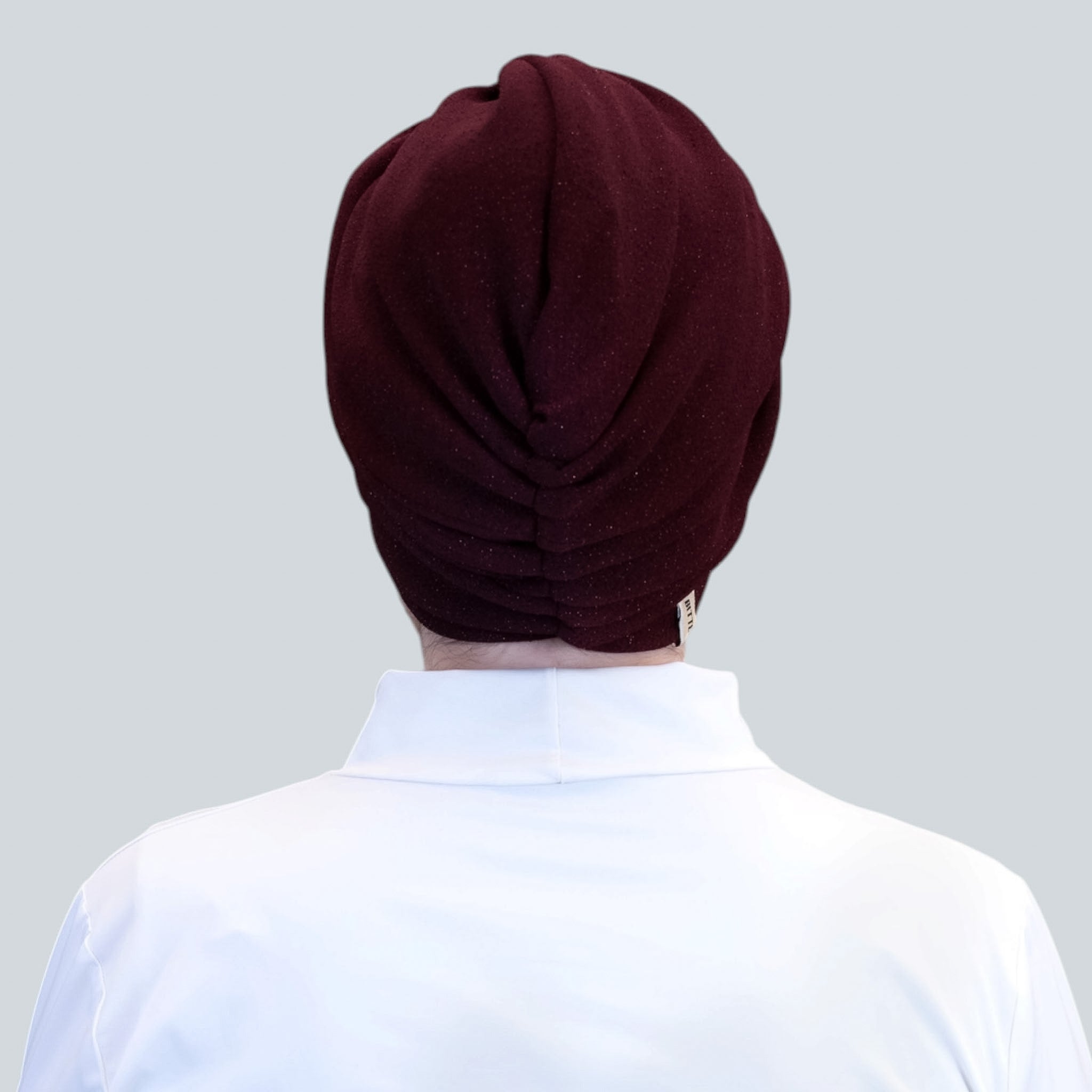 X GLITTERY BURGUNDY BONNET