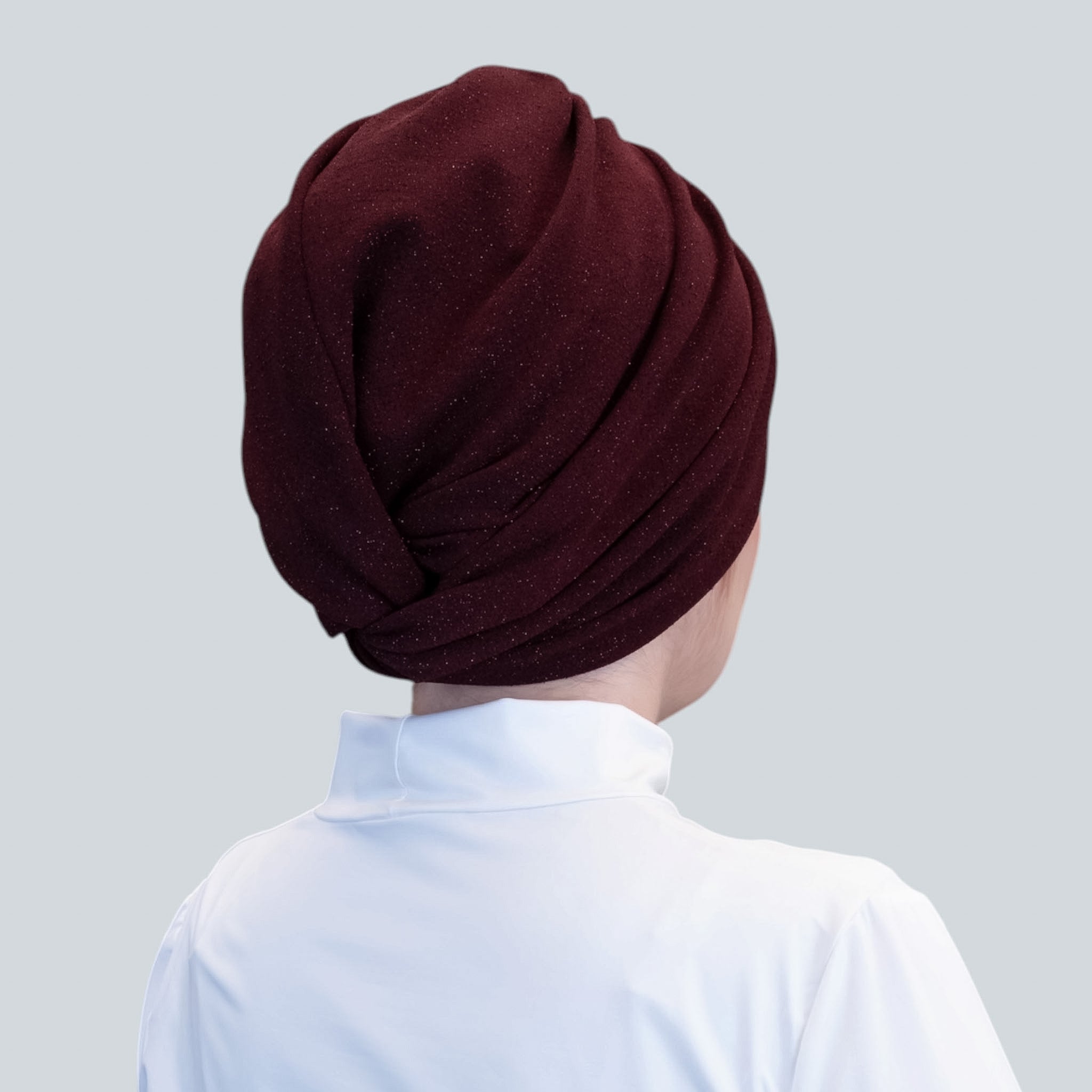 X GLITTERY BURGUNDY BONNET