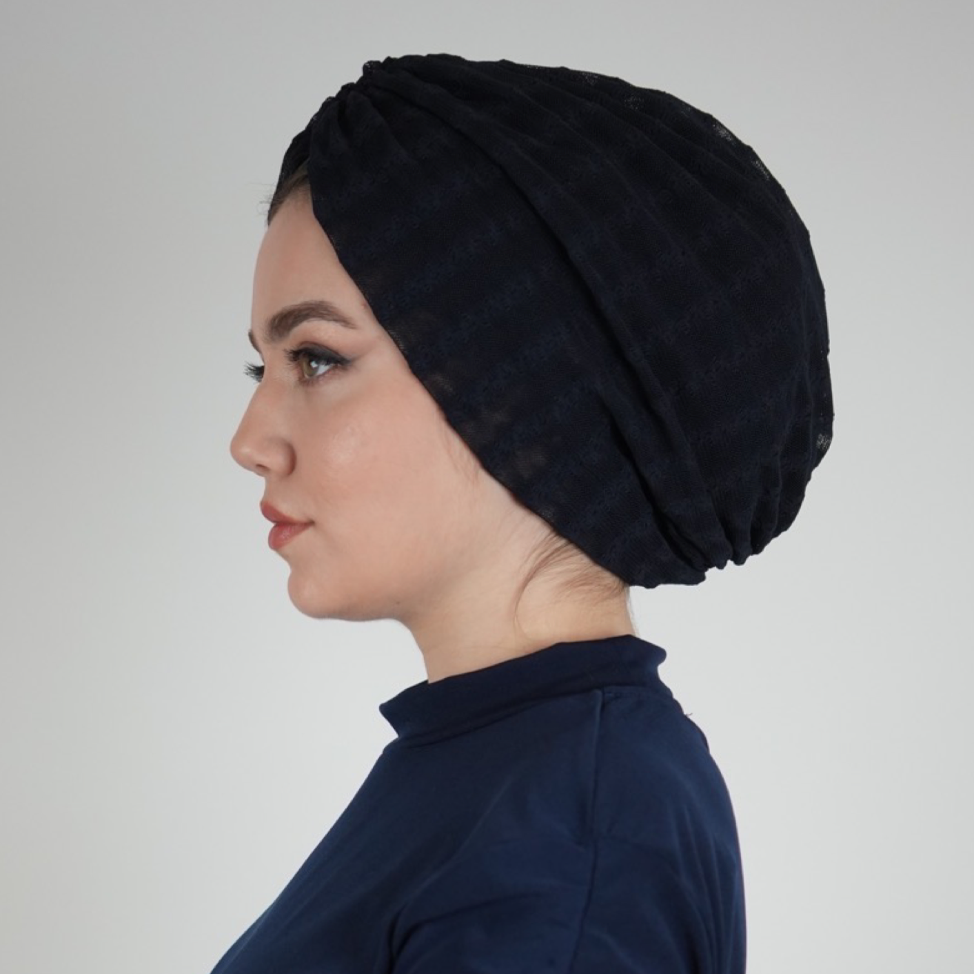 Milano Büzgülü Bone - Esnek File Kumaş