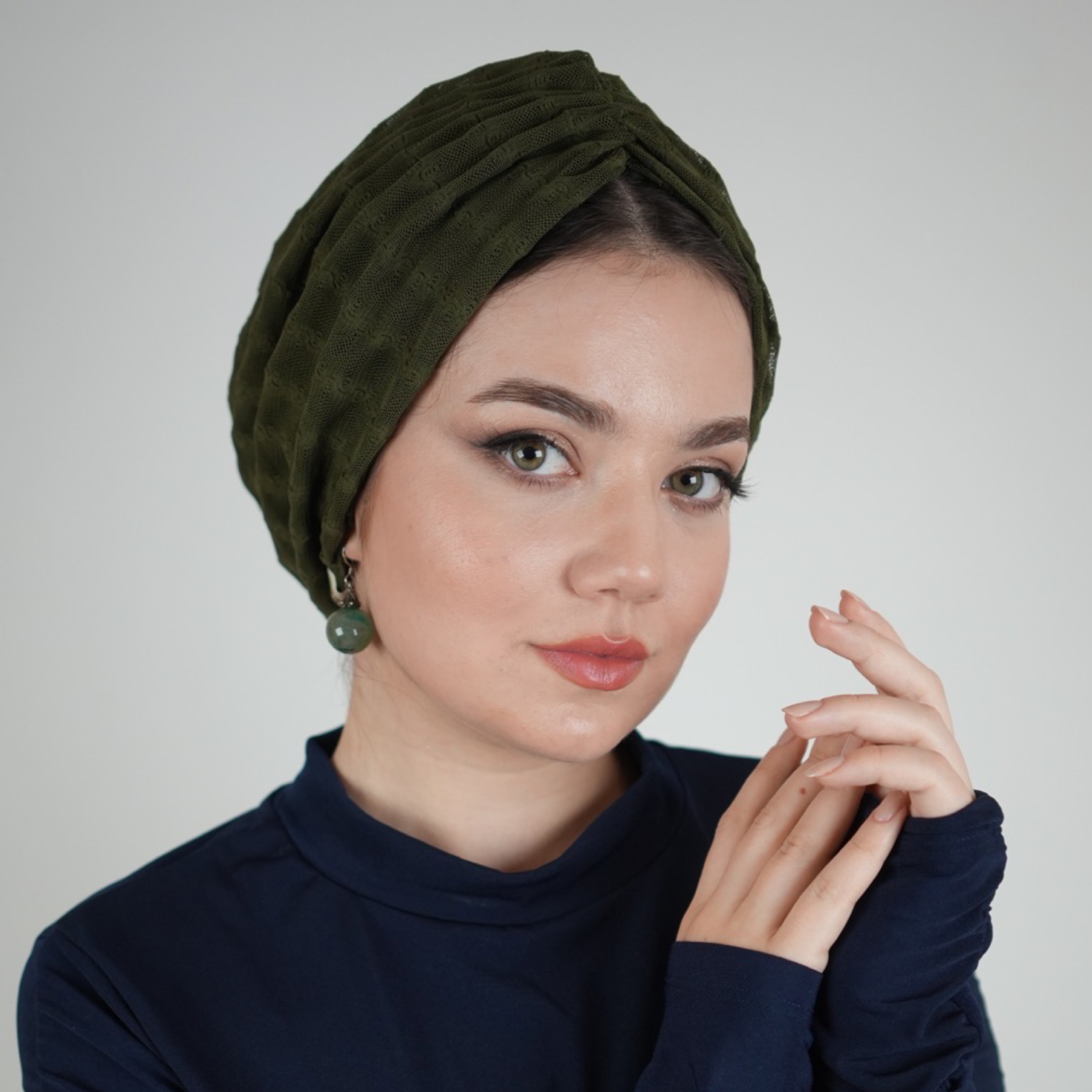 Milano Büzgülü Bone - Esnek File Kumaş